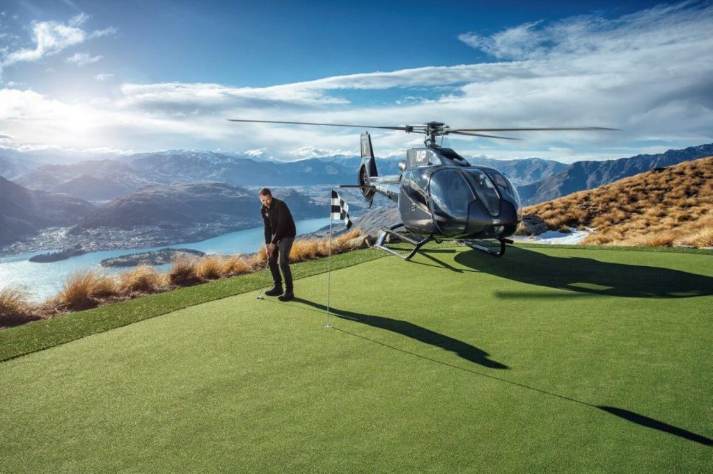 Moments Luxury outdoor experience heli golfing South Island